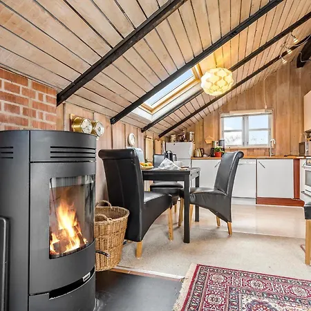 3 Bedroom Lovely In Holiday home Orsted (Midtjylland)